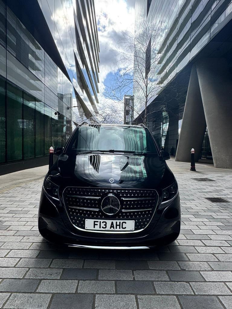 Halcolux Mercedes-Benz V-Class ready for an airport journey